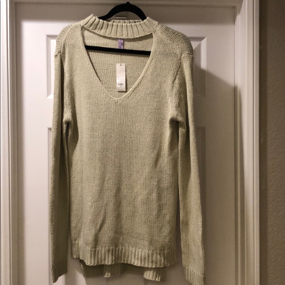 Francesca’s Sweater Brand New